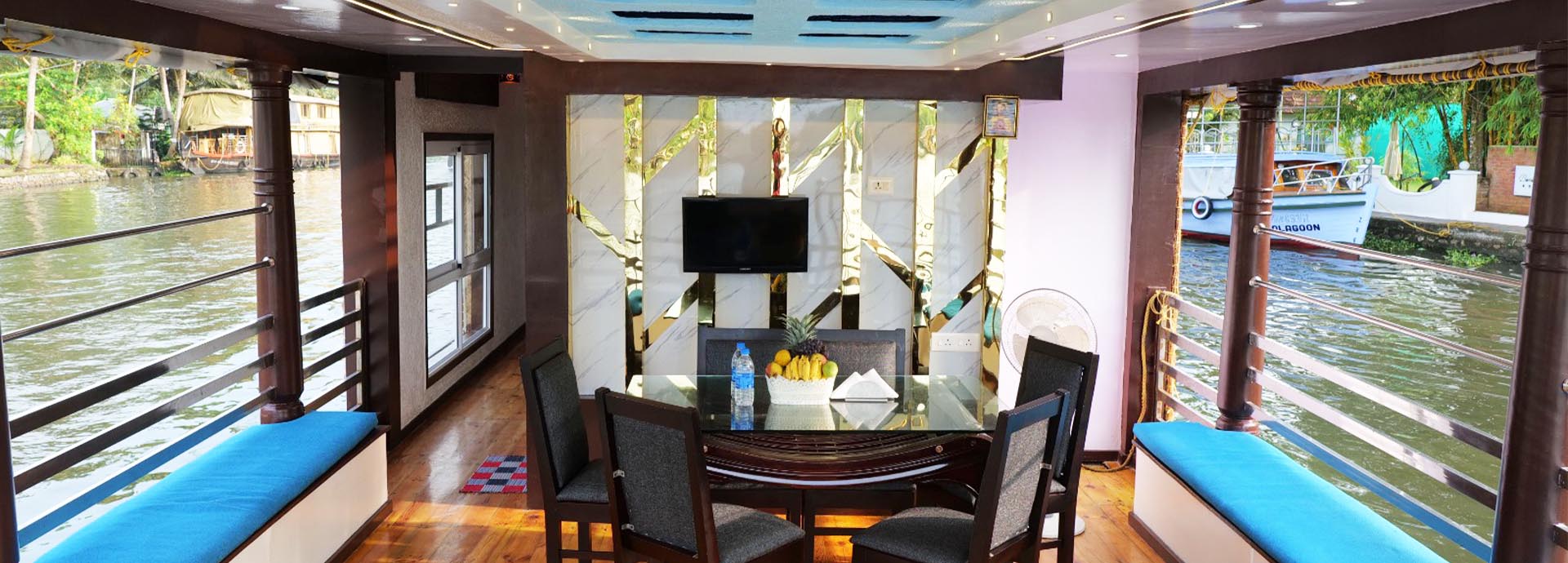 Chackolil House Boat